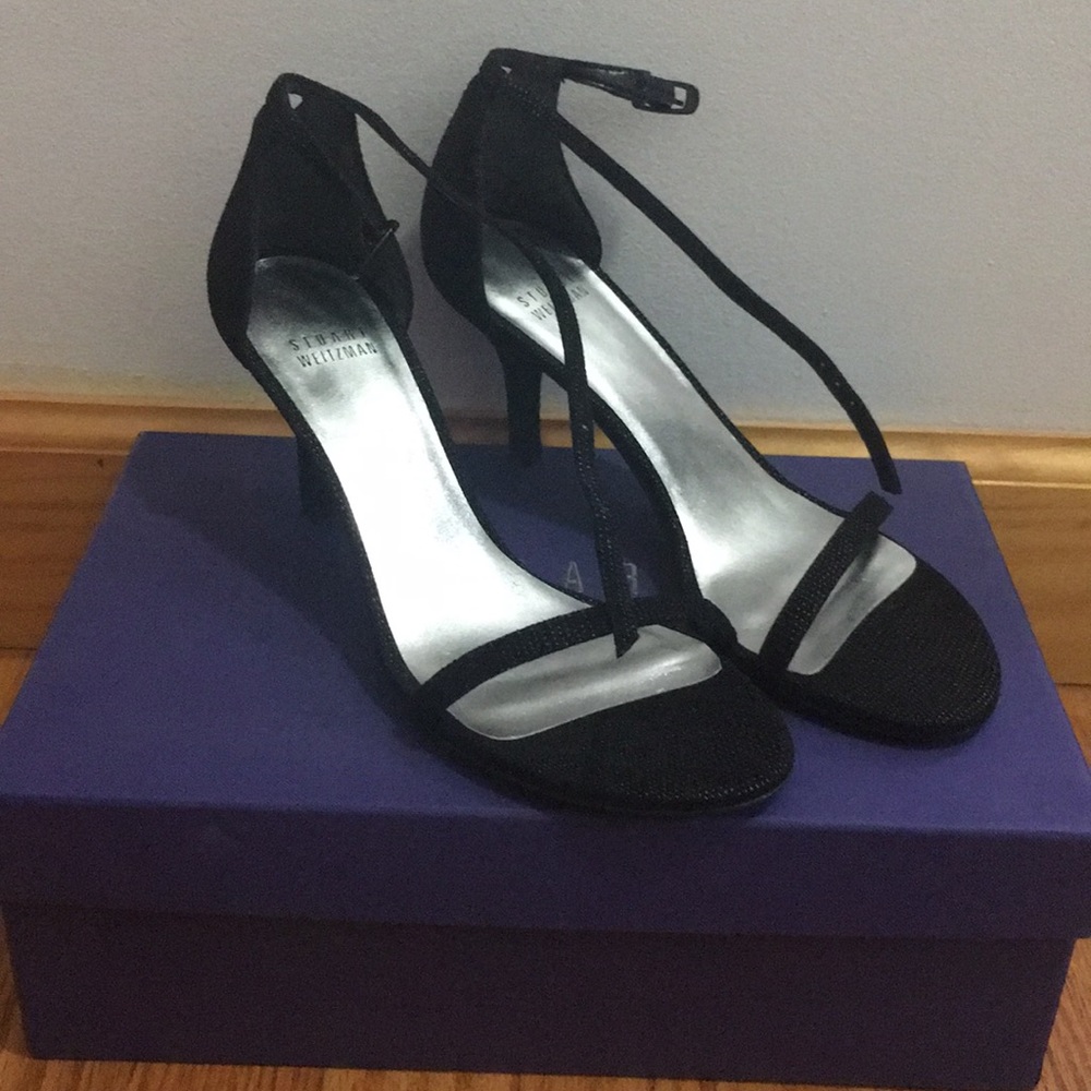 BRAND NEW Stuart Weitzman kitten heel sandal